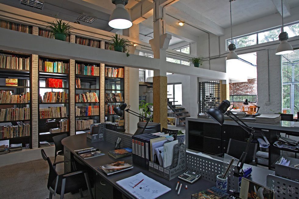 創(chuàng)威貿(mào)易有限公司800平方辦公室設(shè)計裝飾