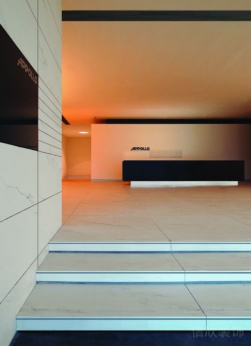 羅湖安普現代深圳辦公室裝修_入戶門口