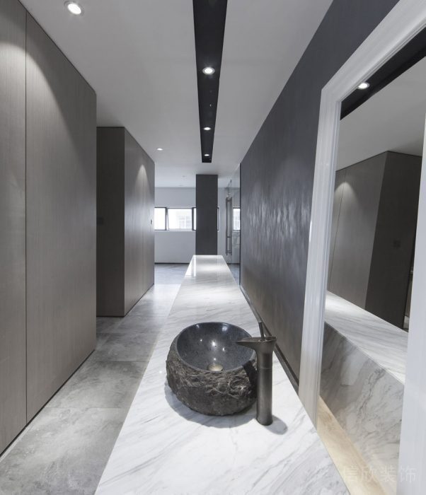 深圳羅湖區(qū)田貝辦公室裝修_過道