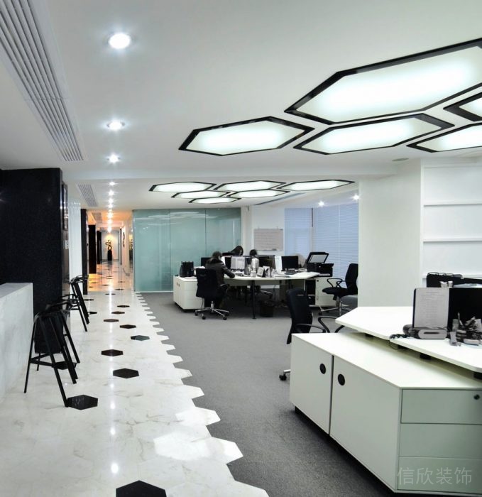 深圳南山科技園辦公室裝修_公共辦公區