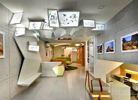 辦公空間天花板設(shè)計(jì)效果