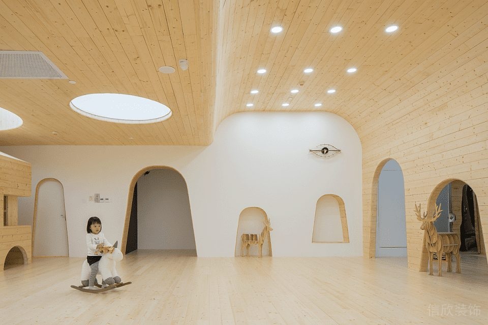 木材天花墻體一體設(shè)計(jì)活動(dòng)室裝修圖