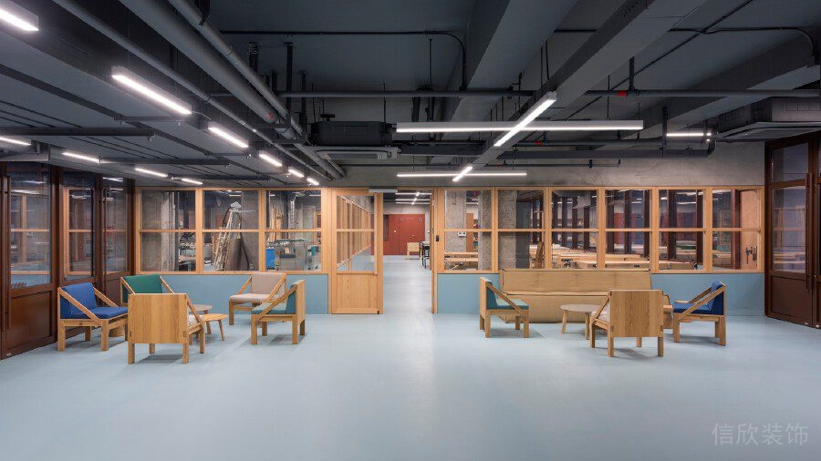 木質(zhì)對(duì)稱(chēng)式休息區(qū)