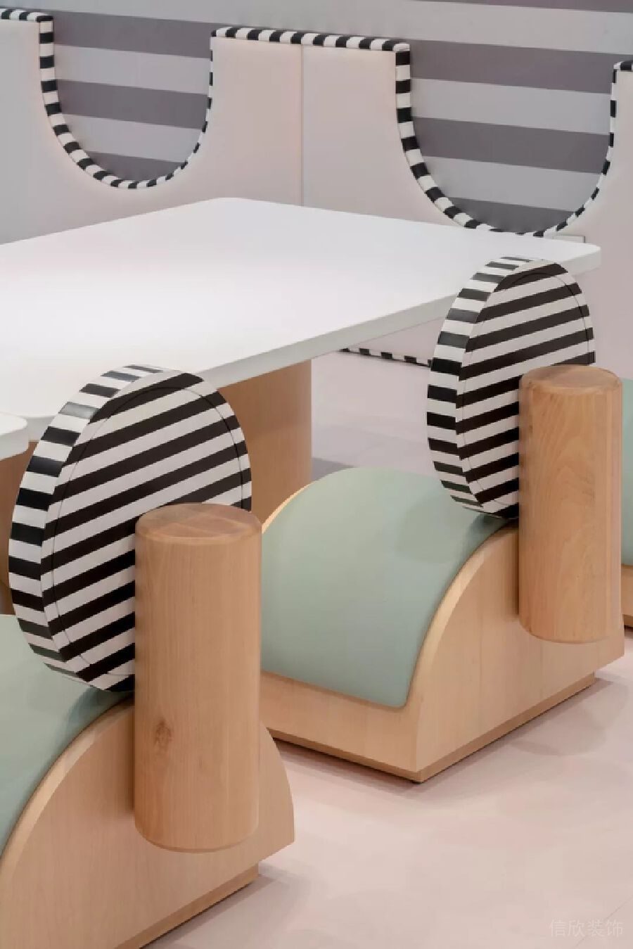 斑馬黑白色調(diào)簡(jiǎn)約風(fēng)休息區(qū)培訓(xùn)機(jī)構(gòu)裝修效果圖