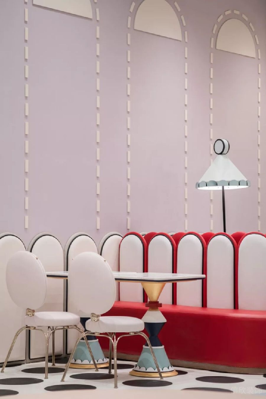 紫色墻體波點(diǎn)休息區(qū)機(jī)構(gòu)效果圖