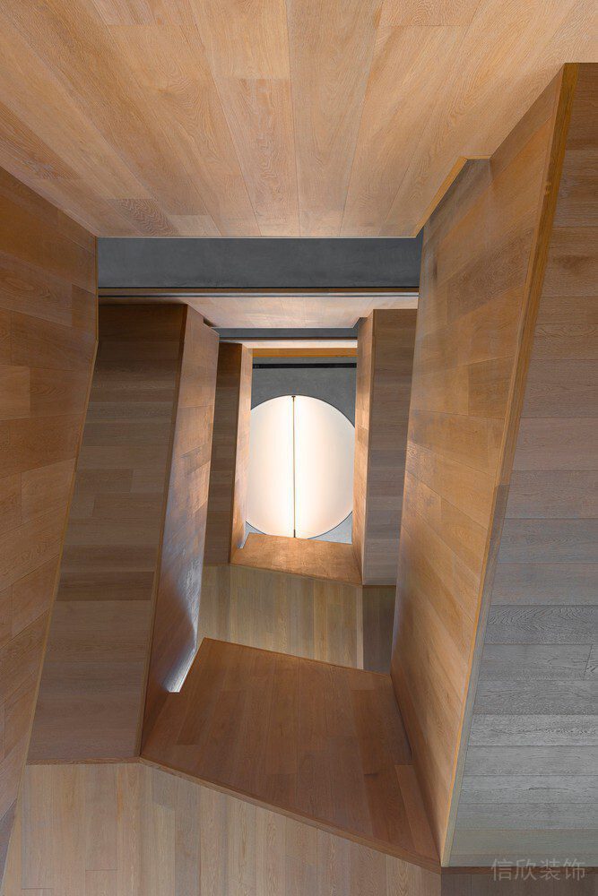 斜面木質辦公室走廊設計圖