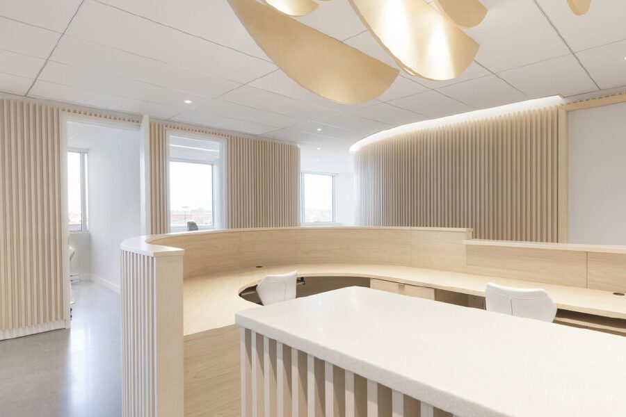 米白色簡約風燈飾內嵌機構裝修設計