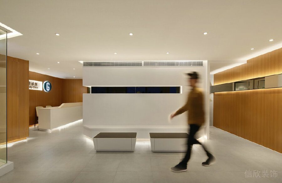 大廳過道木制豎條紋裝修設(shè)計辦公室效果