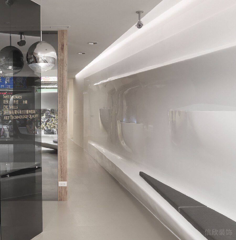 鏡面燈飾內(nèi)嵌式效果圖辦公室過(guò)道