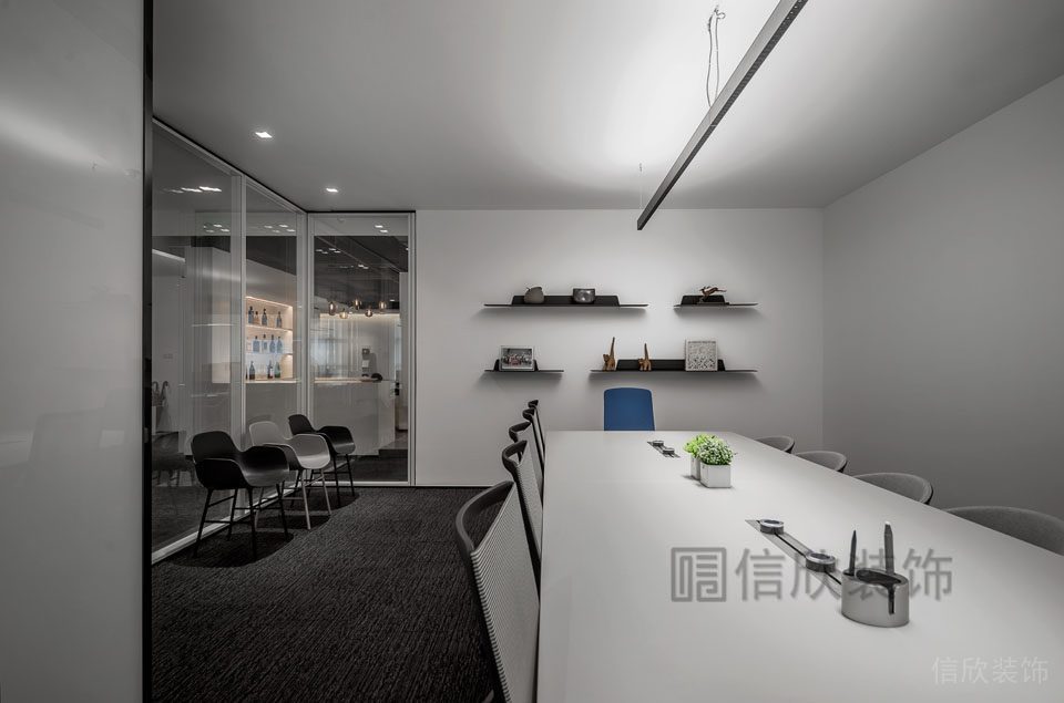 辦公室裝修設(shè)計高級灰簡約現(xiàn)代風(fēng)會議室裝修效果圖