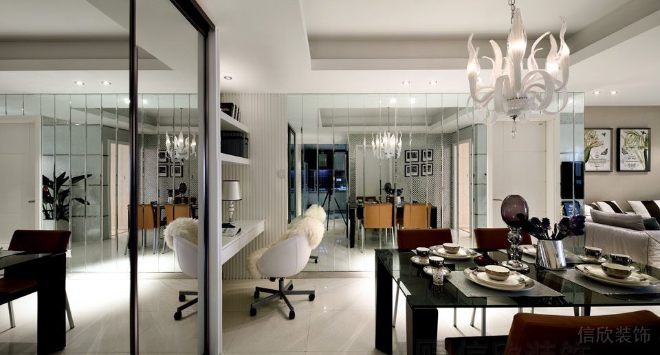 客廳區(qū)域就餐區(qū)黑色簡(jiǎn)約大理石天花水晶吊頂鏡面墻體裝修設(shè)計(jì)