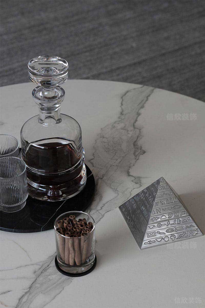 辦公室現(xiàn)代風(fēng)大理石桌面洋酒效果圖