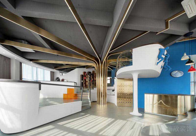 辦公室現(xiàn)代輕奢風(fēng)金屬原水泥頂面效果圖