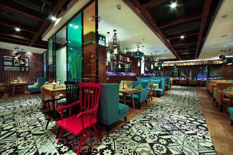 餐廳工業(yè)風(fēng)用餐區(qū)效果圖 (2)