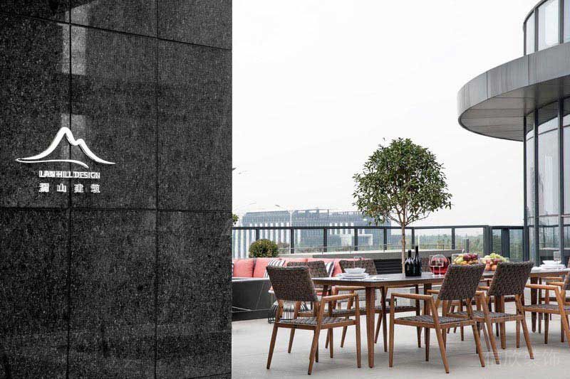 餐廳現(xiàn)代風(fēng)陽臺用餐區(qū)效果圖(1)