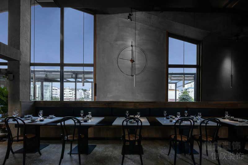 工業(yè)風格餐廳用餐區(qū)家私