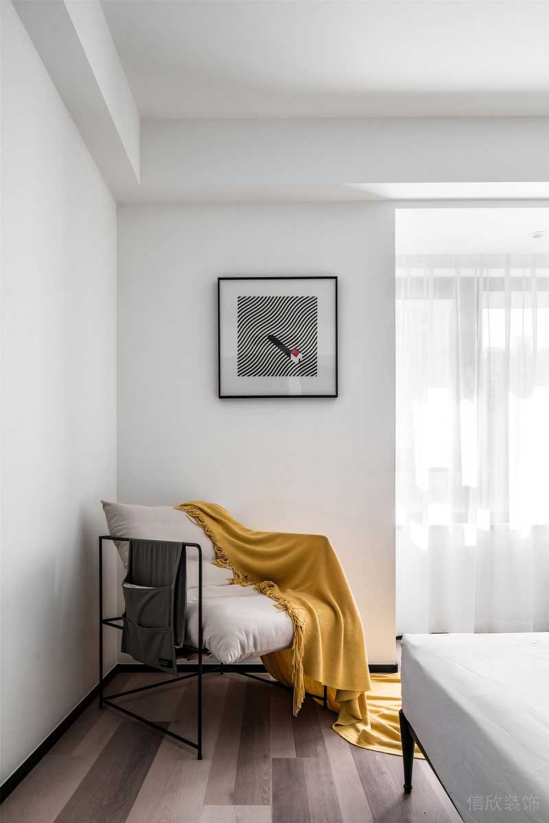 極簡風格公寓休息區(qū)休閑椅實景圖