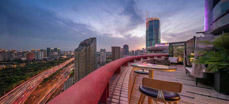 田園風(fēng)格餐廳露天用餐區(qū)