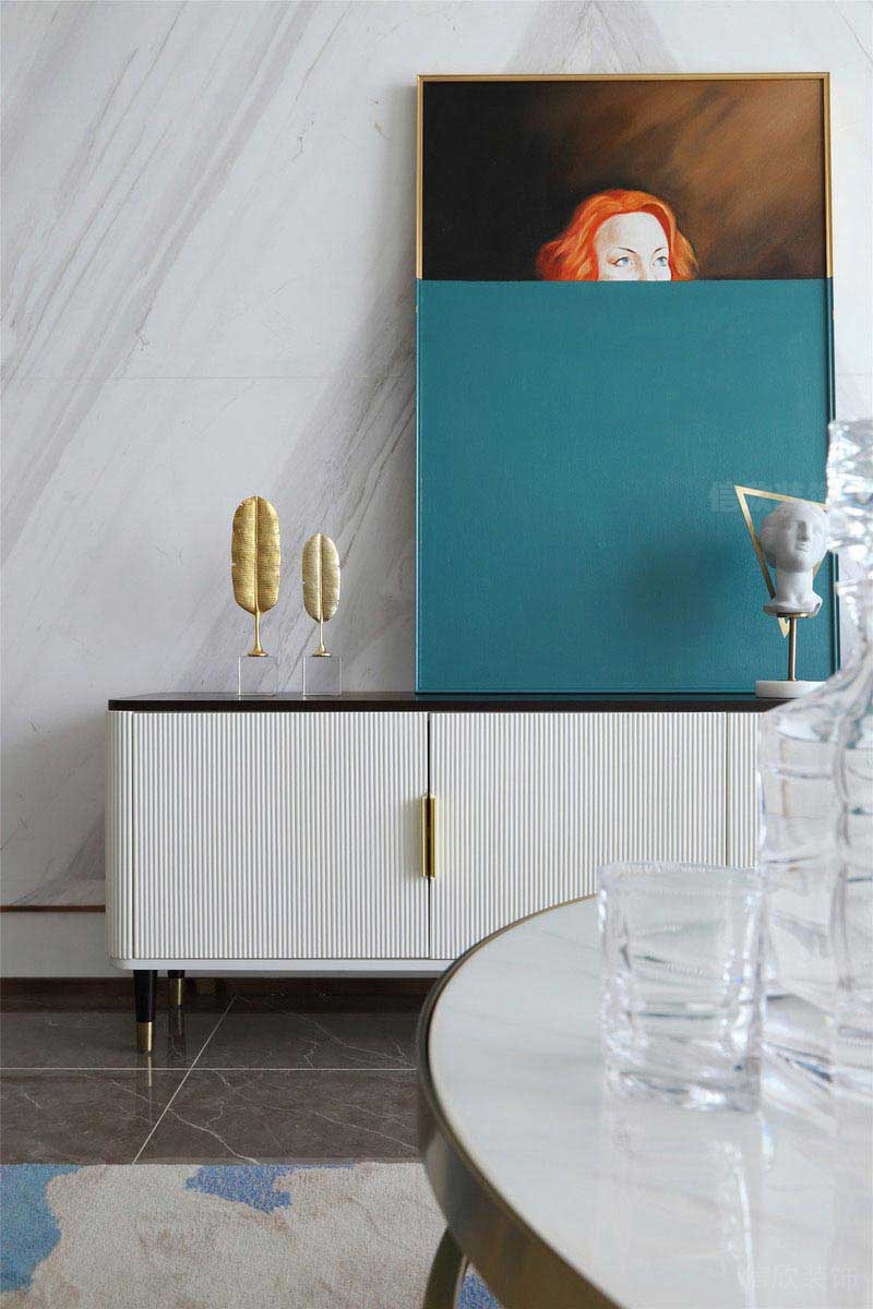 現(xiàn)代客廳矮柜設計