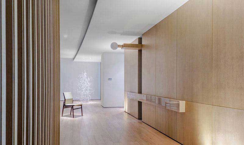 現(xiàn)代原木風(fēng)辦公空間走道