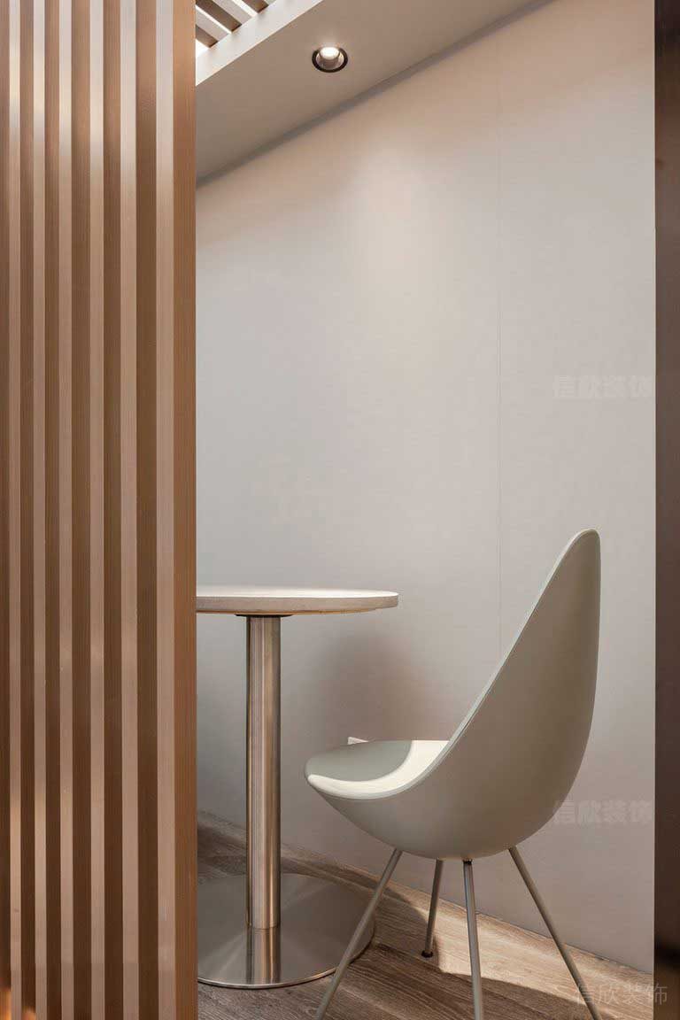 新房現(xiàn)代輕奢風休閑座椅效果圖