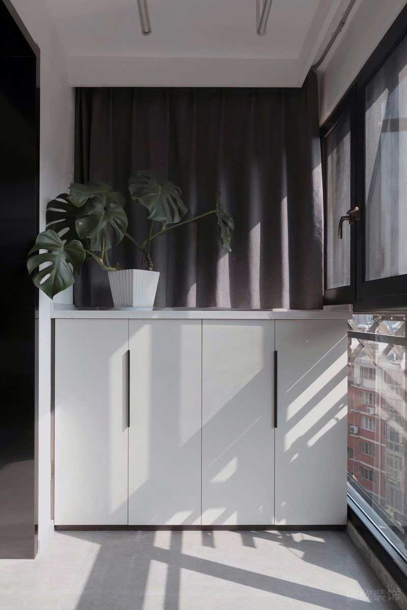 深圳福田區(qū)筆架山極簡風(fēng)新房裝修設(shè)計案例儲物柜 深圳福田區(qū)筆架山極簡風(fēng)新房裝修設(shè)計案例儲物柜