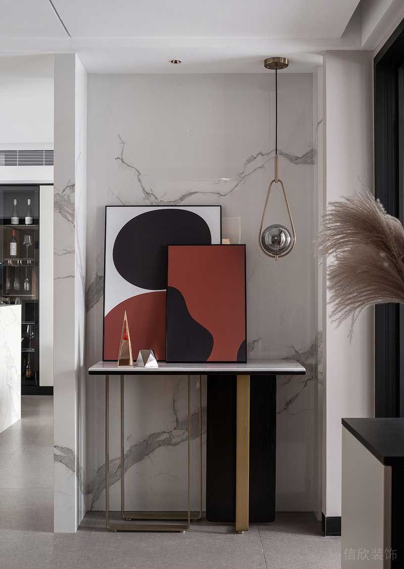 深圳龍崗北歐輕奢風(fēng)家庭新房裝修設(shè)計玄關(guān)