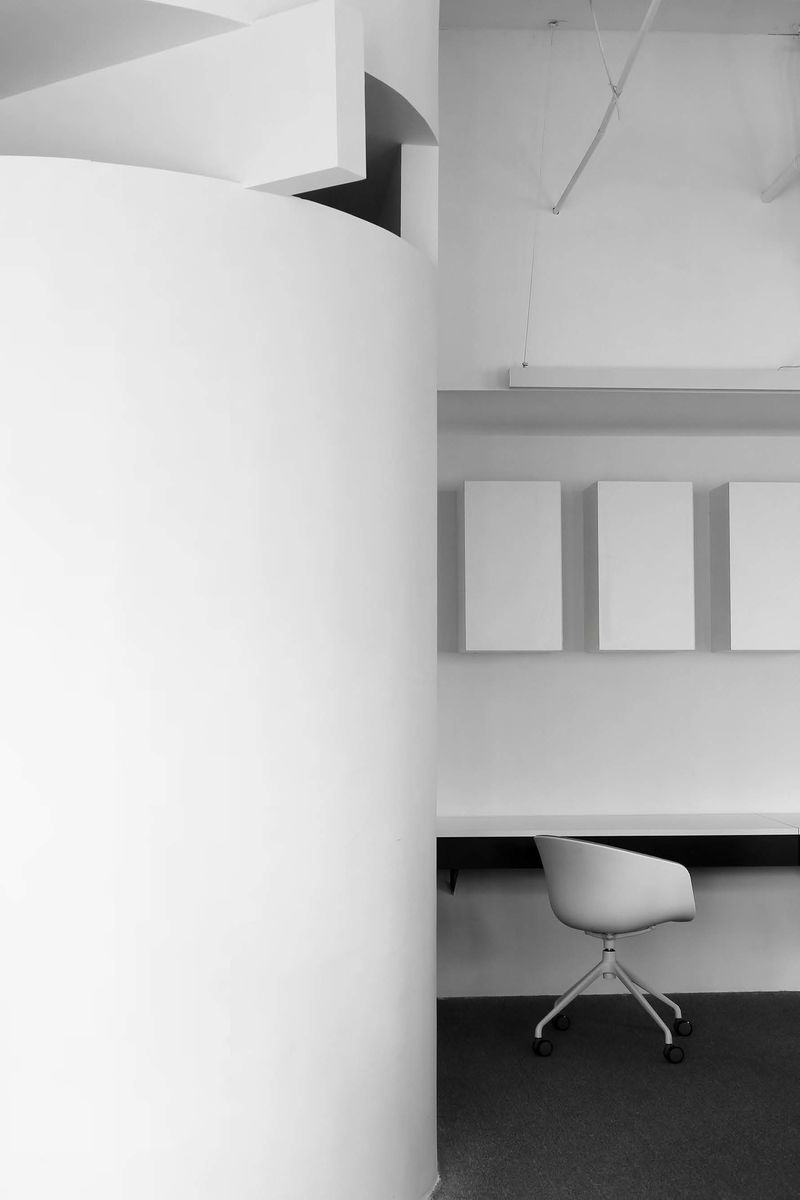 深圳龍華大浪極簡風格辦公室裝修色彩構(gòu)成 深圳龍華大浪極簡風格辦公室裝修色彩構(gòu)成