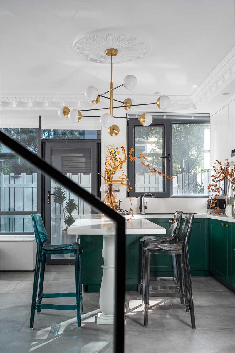 深圳南山科技園后現(xiàn)代風格家居裝修吧臺 深圳南山科技園后現(xiàn)代風格家居裝修吧臺