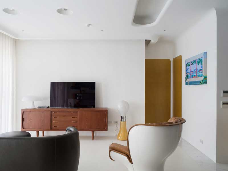 深圳龍崗后現(xiàn)代藍色調(diào)三居室裝修圖電視背景墻 深圳龍崗后現(xiàn)代藍色調(diào)三居室裝修圖電視背景墻