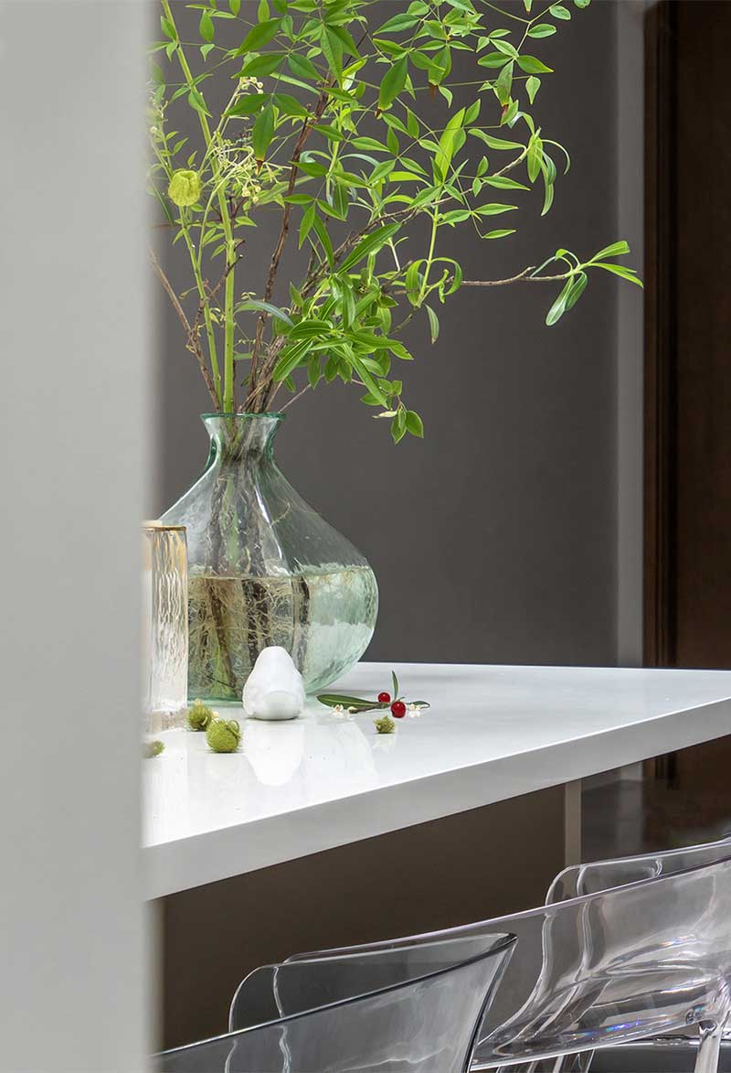 深圳羅湖區(qū)極簡風(fēng)80平方復(fù)式小戶型裝修設(shè)計(jì)玻璃盆栽 深圳羅湖區(qū)極簡風(fēng)80平方復(fù)式小戶型裝修設(shè)計(jì)玻璃盆栽