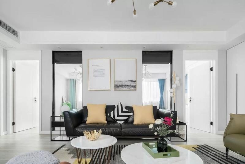 深圳鹽田簡約風格大戶型裝修設計方案圖客廳黑色沙發 深圳鹽田簡約風格大戶型裝修設計方案圖客廳黑色沙發