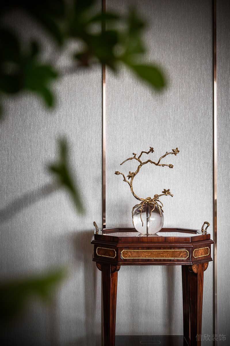 深圳龍華家裝復古輕奢風裝修設計中式花幾 深圳龍華家裝復古輕奢風裝修設計中式花幾