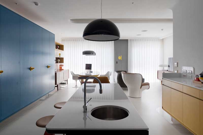 深圳龍崗后現(xiàn)代藍色調(diào)三居室裝修圖餐吧 深圳龍崗后現(xiàn)代藍色調(diào)三居室裝修圖餐吧