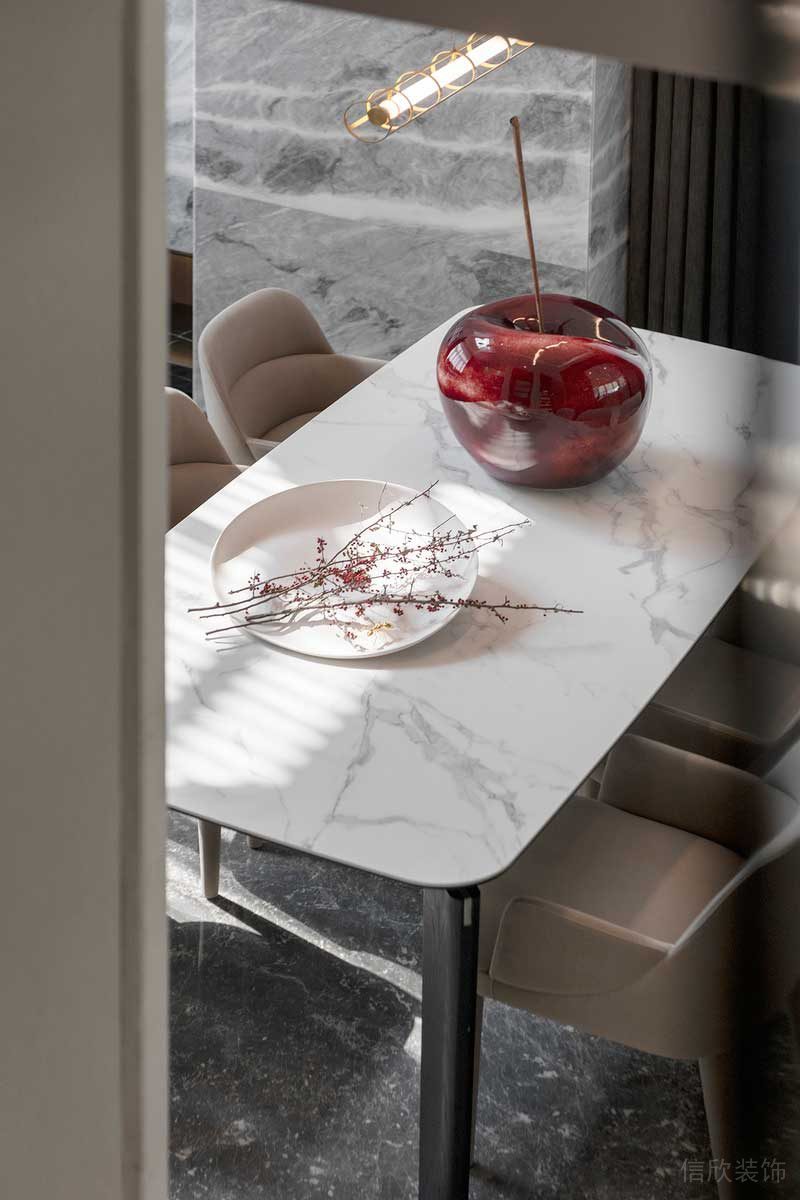 深圳南山區(qū)現(xiàn)代輕奢住宅新房裝修餐桌餐椅 深圳南山區(qū)現(xiàn)代輕奢住宅新房裝修餐桌餐椅