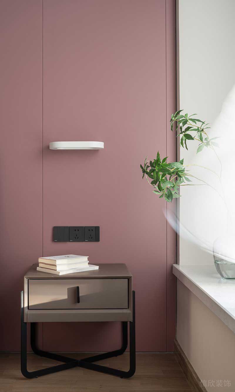 深圳龍崗北歐輕奢風(fēng)家庭新房裝修設(shè)計主臥軟裝陳設(shè)