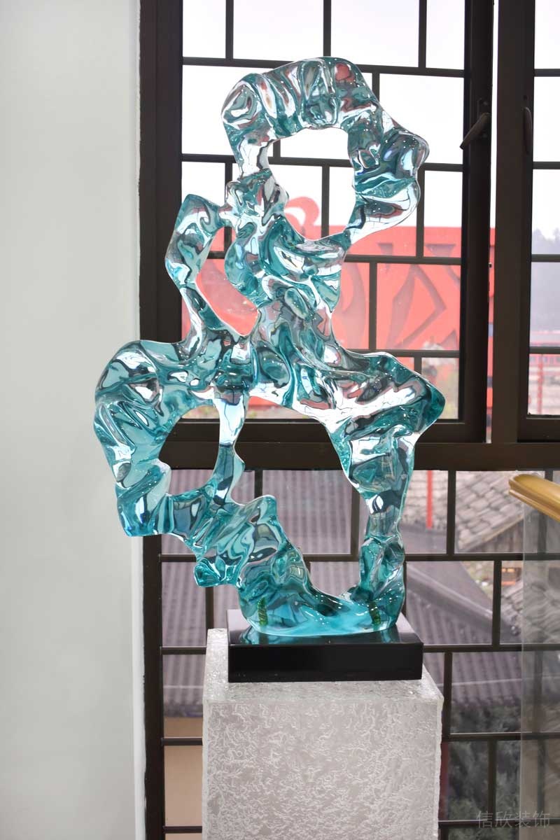 深圳鹽田區(qū)現(xiàn)代中式風(fēng)格辦公室裝修設(shè)計藍(lán)水晶藝術(shù)陳設(shè)