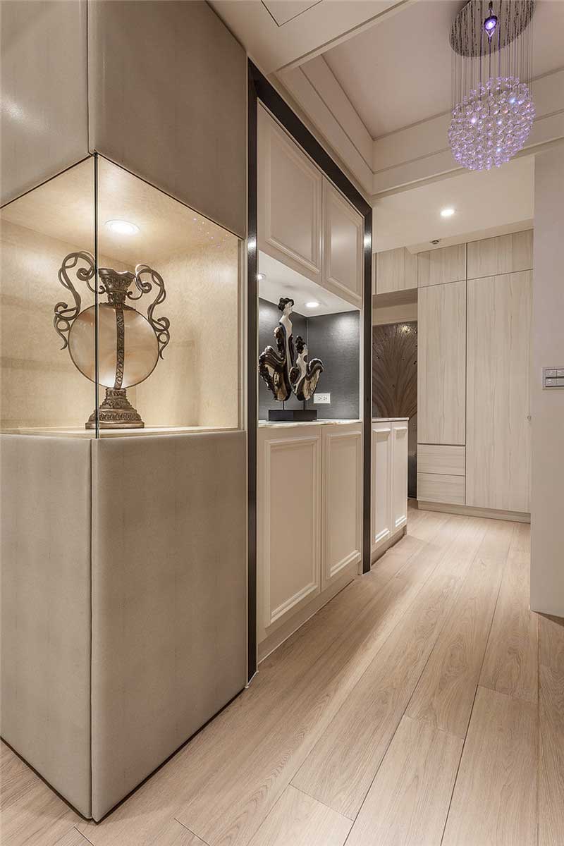 深圳龍華新區(qū)簡歐風(fēng)格家居裝修設(shè)計主臥衣柜 深圳龍華新區(qū)簡歐風(fēng)格家居裝修設(shè)計主臥衣柜