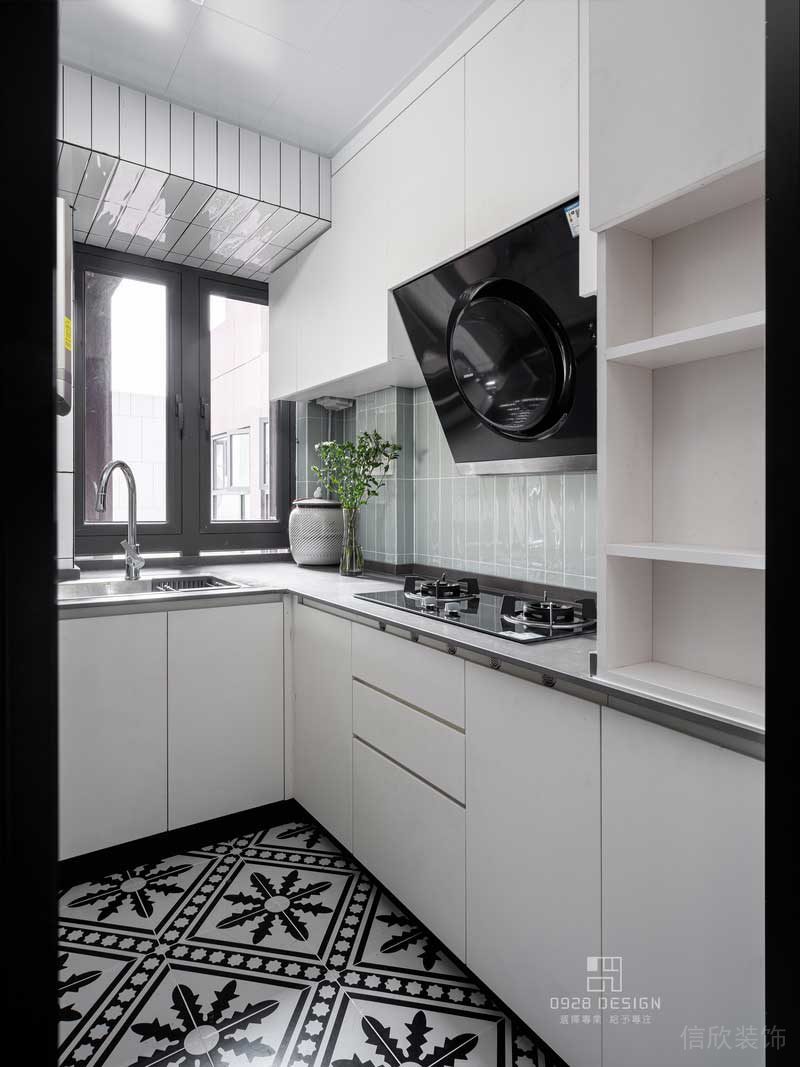 深圳羅湖區(qū)極簡(jiǎn)家裝裝修設(shè)計(jì)餐廳廚房