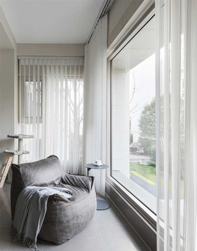 深圳龍崗區(qū)輕奢風(fēng)格家裝裝修休閑沙發(fā)單椅