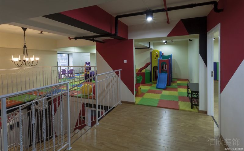 兒童娛樂區(qū)教室培訓(xùn)機(jī)構(gòu)裝修效果圖木質(zhì)地板