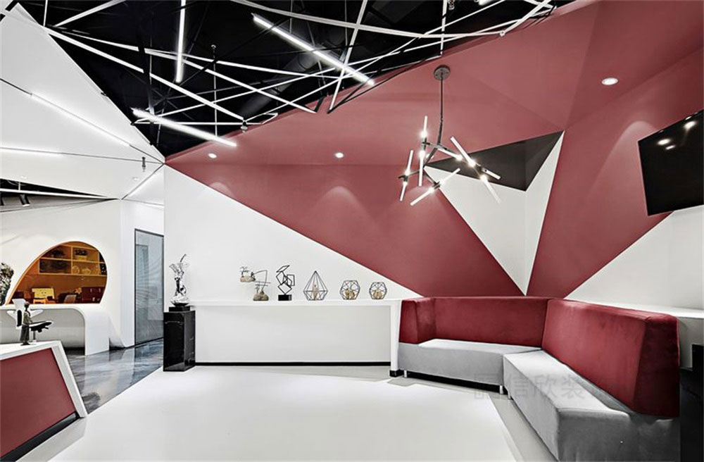 深圳市寶安區(qū)西鄉(xiāng)后視覺設(shè)計培訓(xùn)機構(gòu)前臺