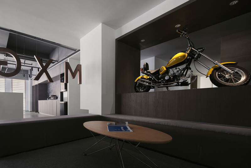 龍華區(qū)恒大時(shí)尚慧谷大廈簡(jiǎn)約風(fēng)格辦公室裝修設(shè)計(jì)木質(zhì)茶幾 龍華區(qū)恒大時(shí)尚慧谷大廈簡(jiǎn)約風(fēng)格辦公室裝修設(shè)計(jì)木質(zhì)茶幾