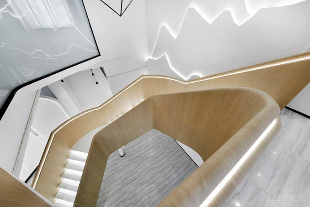 寶安區(qū)朗峻廣場(chǎng)現(xiàn)代簡(jiǎn)約風(fēng)格辦公室裝修設(shè)計(jì)材料質(zhì)感