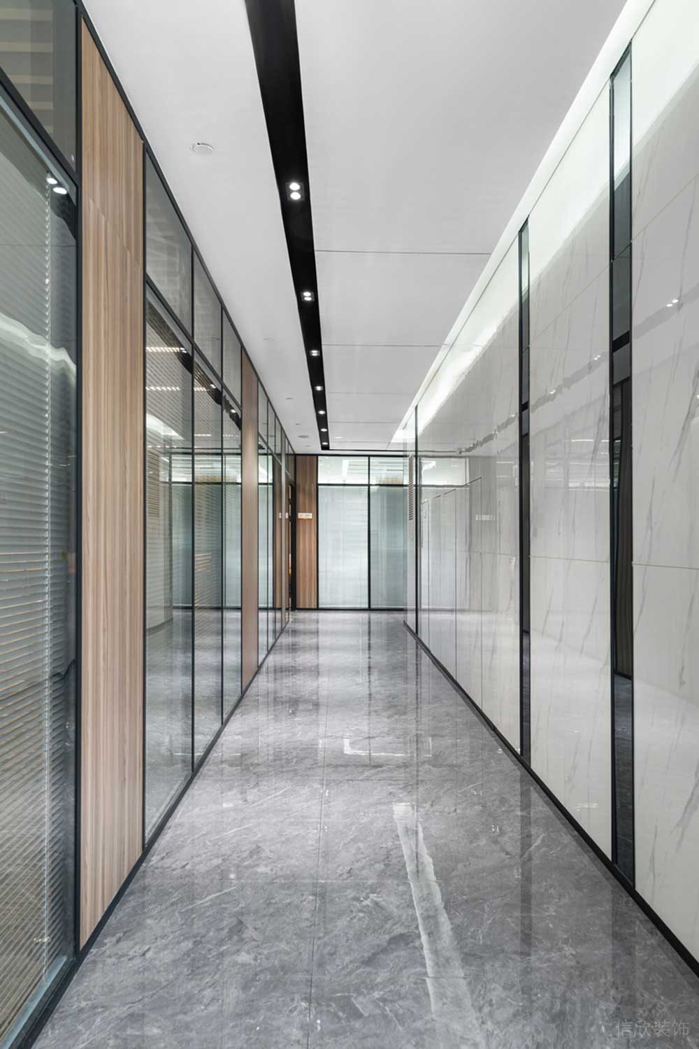 深圳羅湖區(qū)華潤大廈現(xiàn)代簡約風(fēng)格辦公室設(shè)計(jì)案例過道 深圳羅湖區(qū)華潤大廈現(xiàn)代簡約風(fēng)格辦公室設(shè)計(jì)案例過道