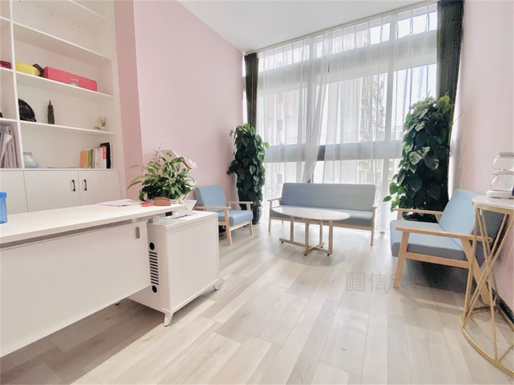 深圳市龍崗區(qū)布吉藝術(shù)培訓學校教師辦公室 深圳市龍崗區(qū)布吉藝術(shù)培訓學校教師辦公室