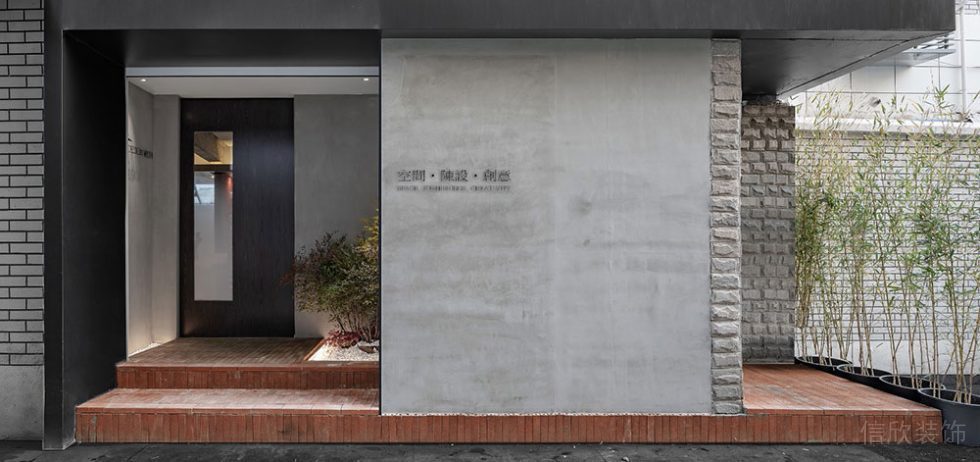 簡約工業(yè)風(fēng)辦公空間門廊裝修圖