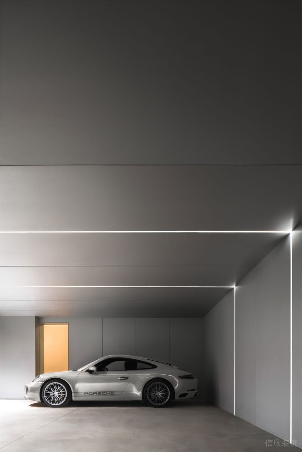 現代風格商務辦公場所車庫裝修圖