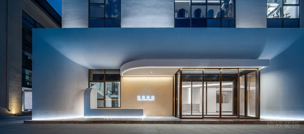 現(xiàn)代風(fēng)格商務(wù)辦公場(chǎng)所門(mén)頭形象外立面實(shí)景圖