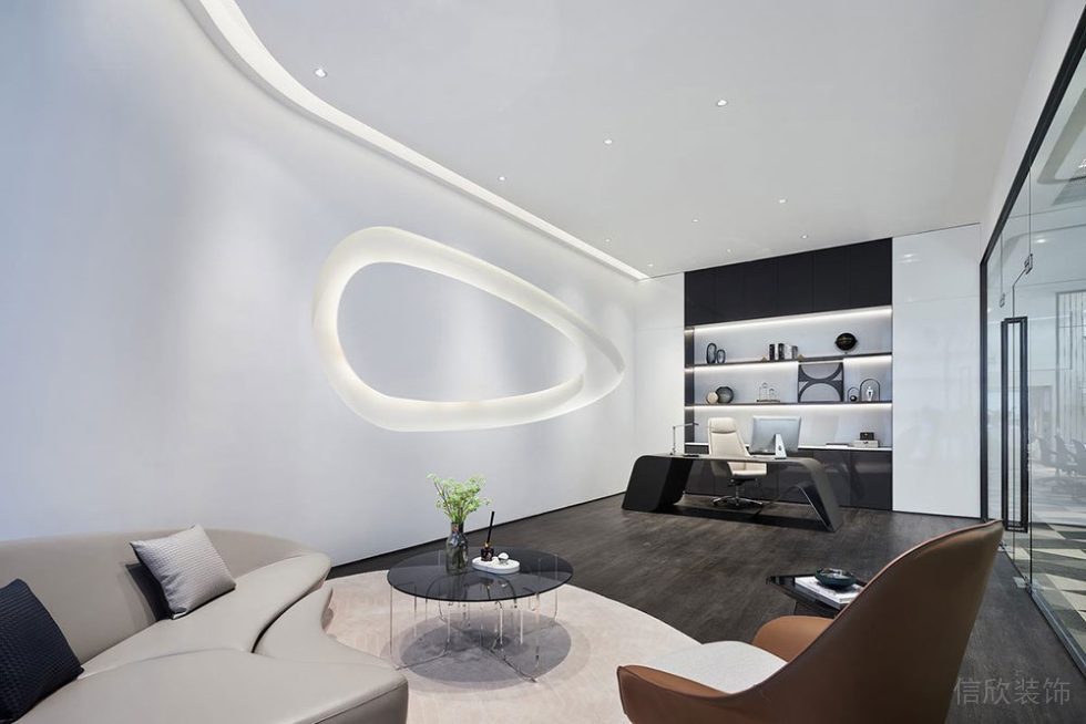 現(xiàn)代風(fēng)格商務(wù)辦公空間財(cái)務(wù)總監(jiān)辦公室裝修圖